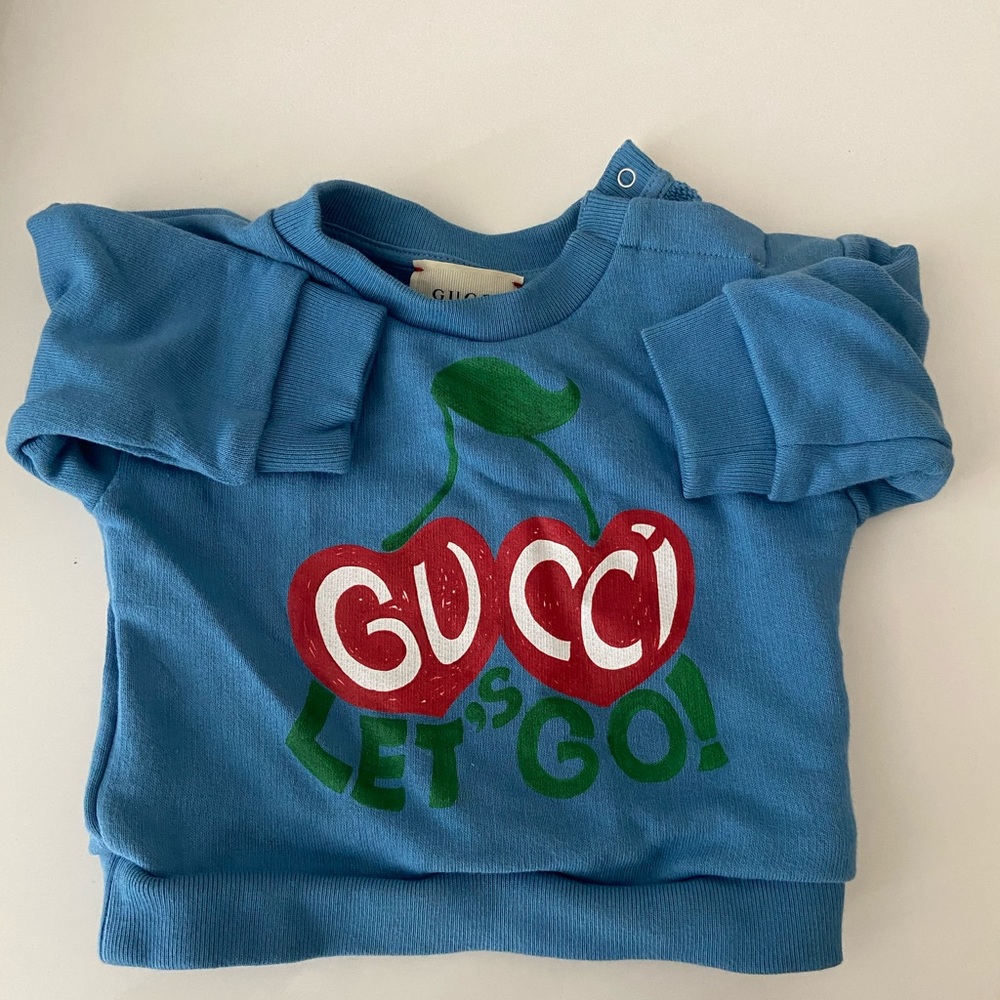 Gucci sweatshirt